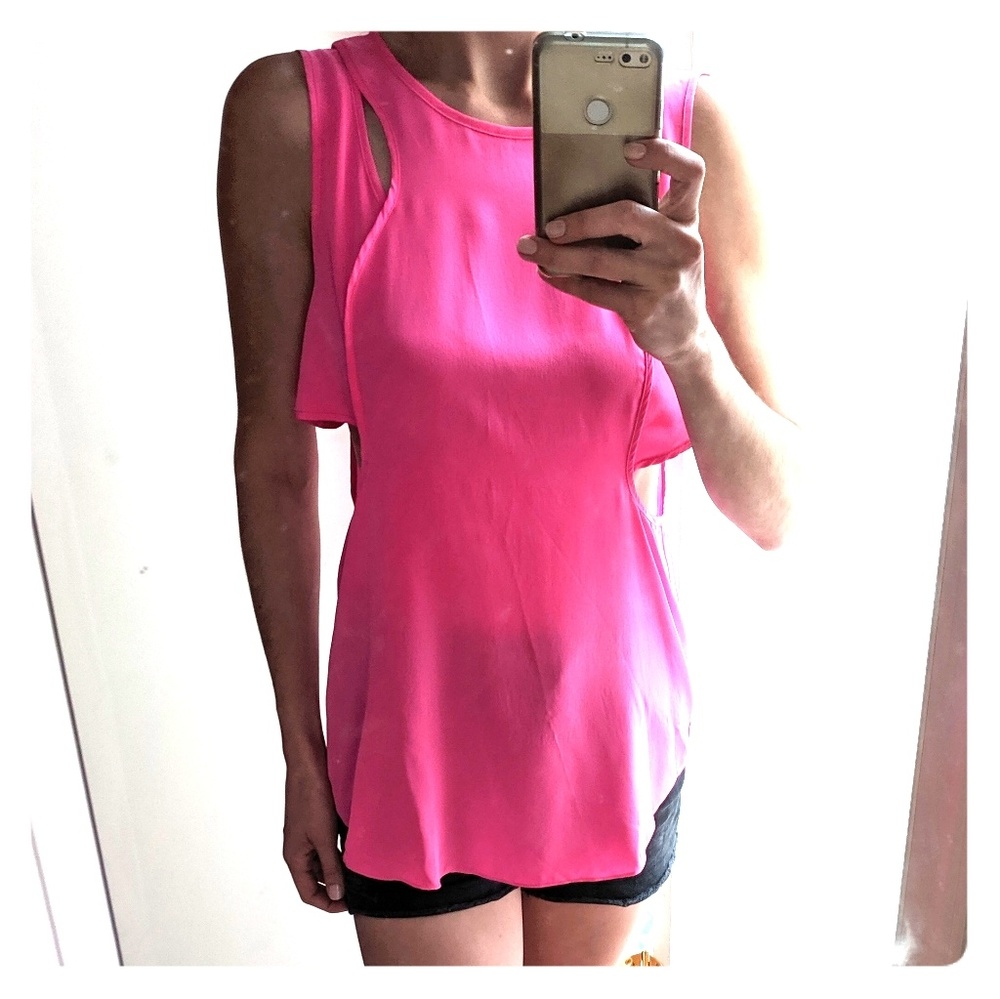 Cutout top